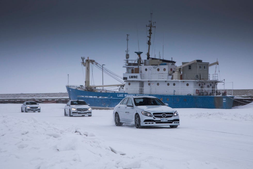 Drifting on a Frozen Lake Bed Looks Ridiculously Fun