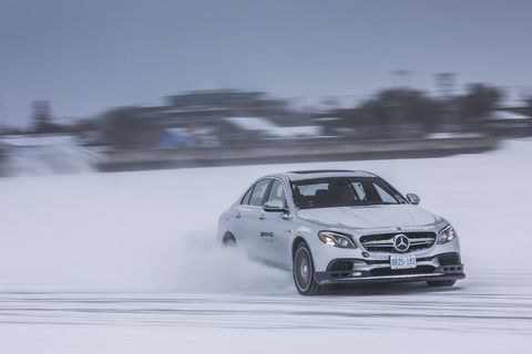 AMG Winter Sporting Drifting