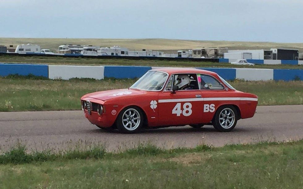 Land vehicle, Vehicle, Car, Regularity rally, Classic car, Coupé, Sports car, Alfa romeo 105 series coupes, Motorsport, Alfa romeo, Land vehicle, Vehicle, Car, Regularity rally, Classic car, Coupé, Sports car, Alfa romeo 105 series coupes, Motorsport, Alfa romeo,