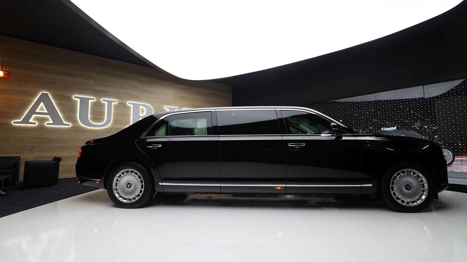 The Aurus experiment: Russia's Rolls-Royce makes Geneva debut