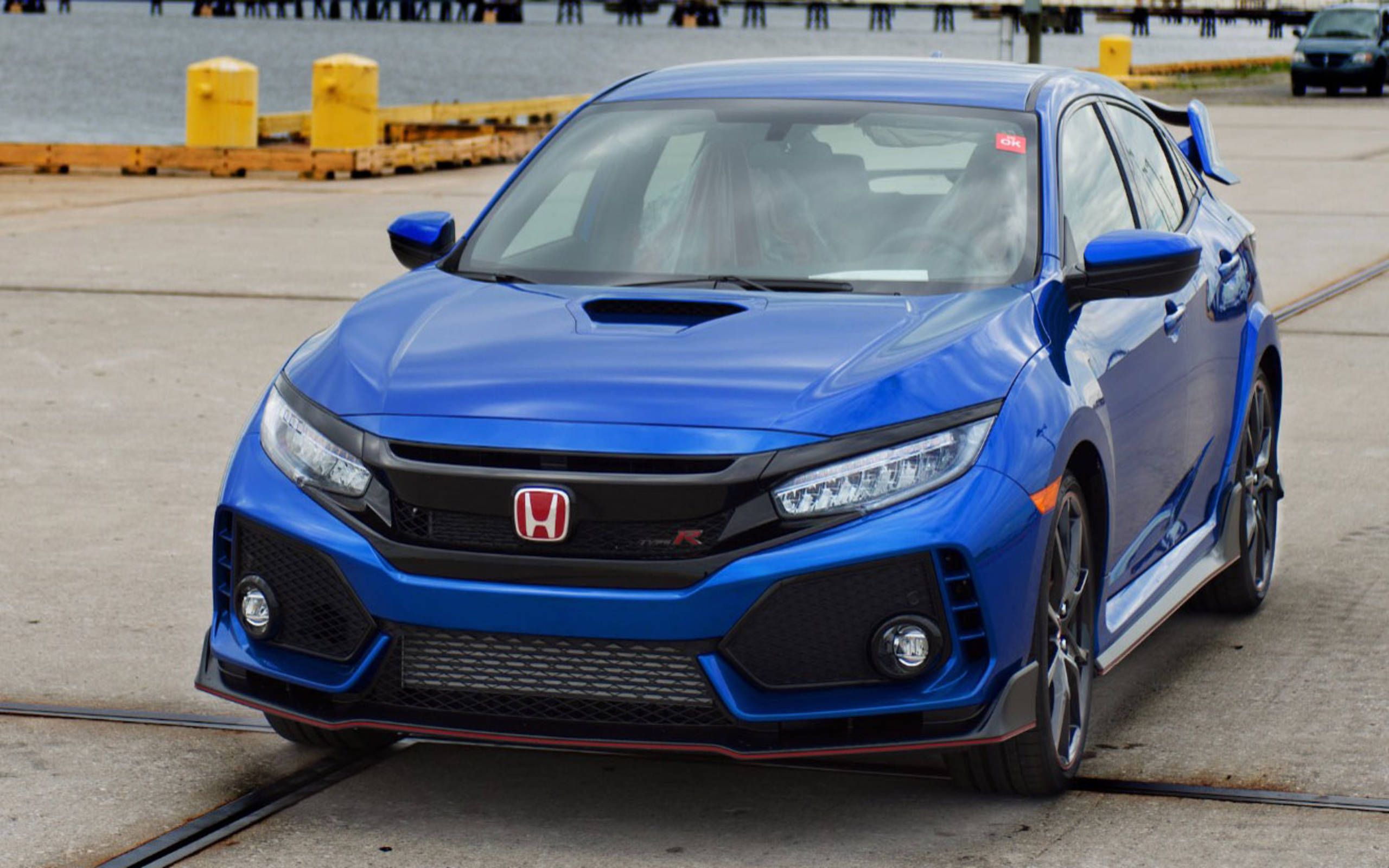 We Drive a Nearly $200,000 Honda Civic Type R Race Car