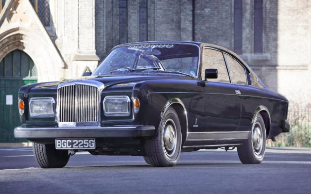 Какого года машина. Бентли т Сериес. Бентли 1971. Bentley 1970. Bentley Mulsanne 1980.