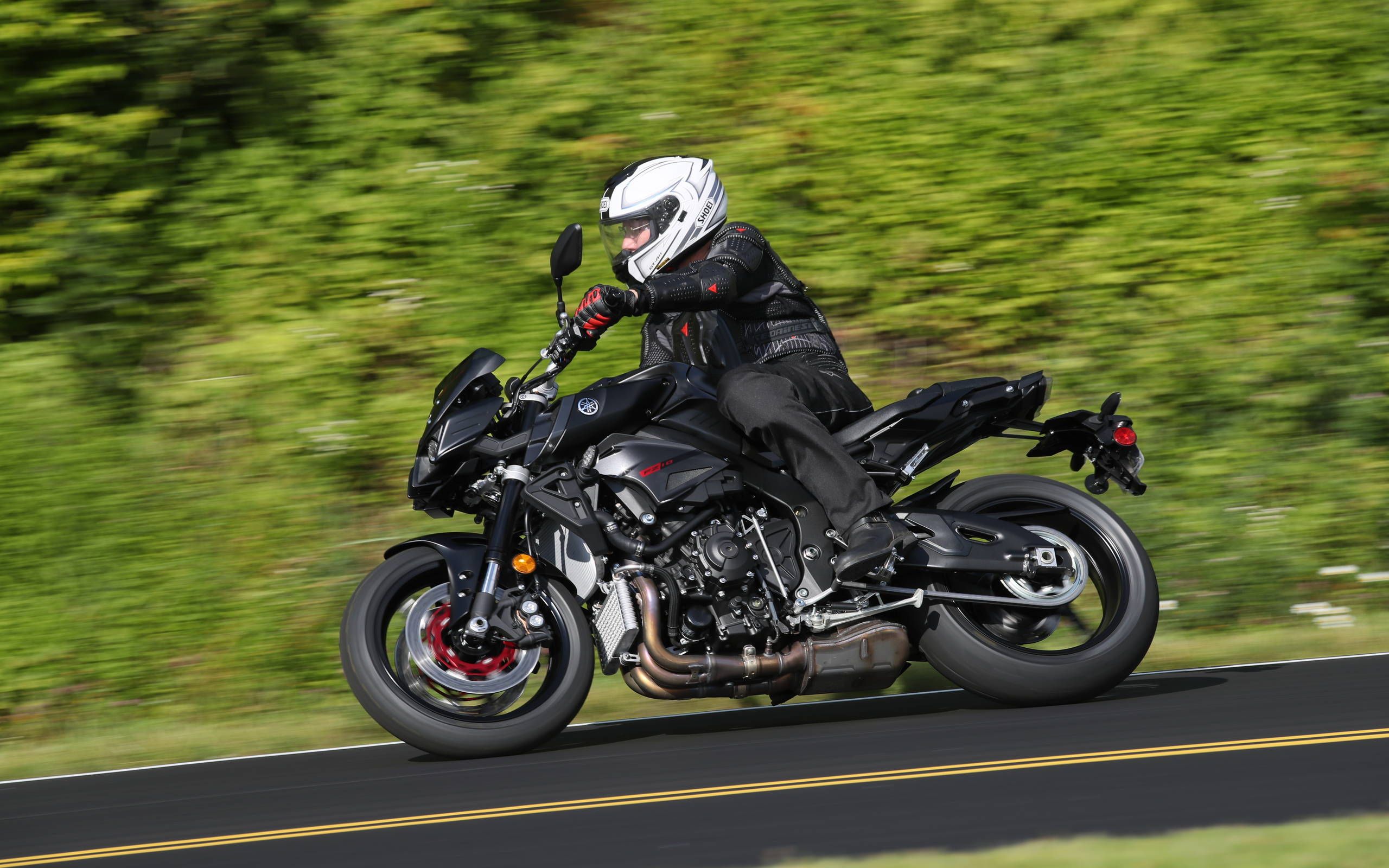 First Ride: Yamaha FZ-10 on the Tail of the Dragon