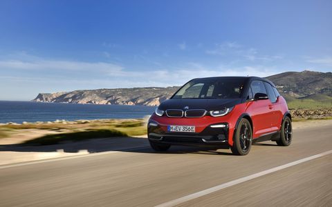 2018 BMW i3s Driving