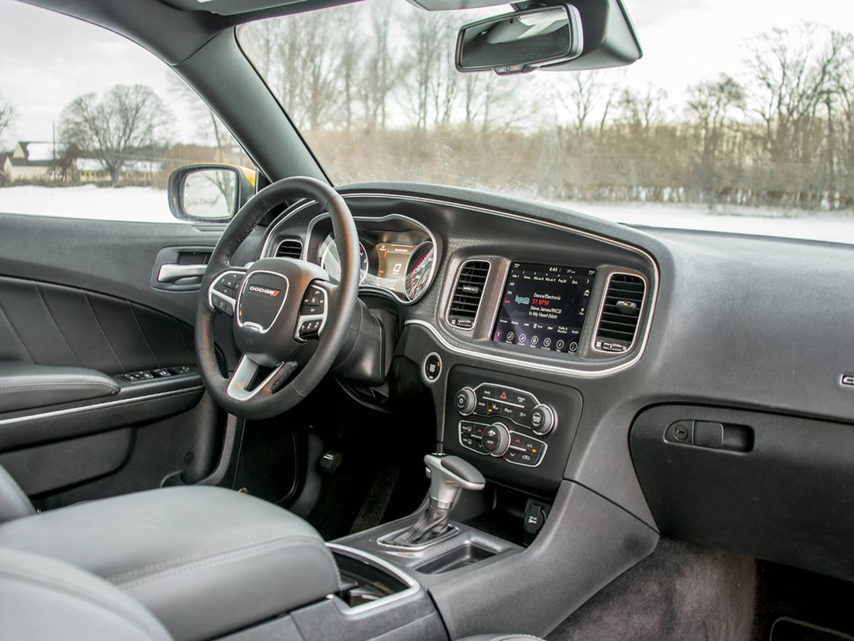 Gallery 2017 Dodge Charger Sxt Awd Interior