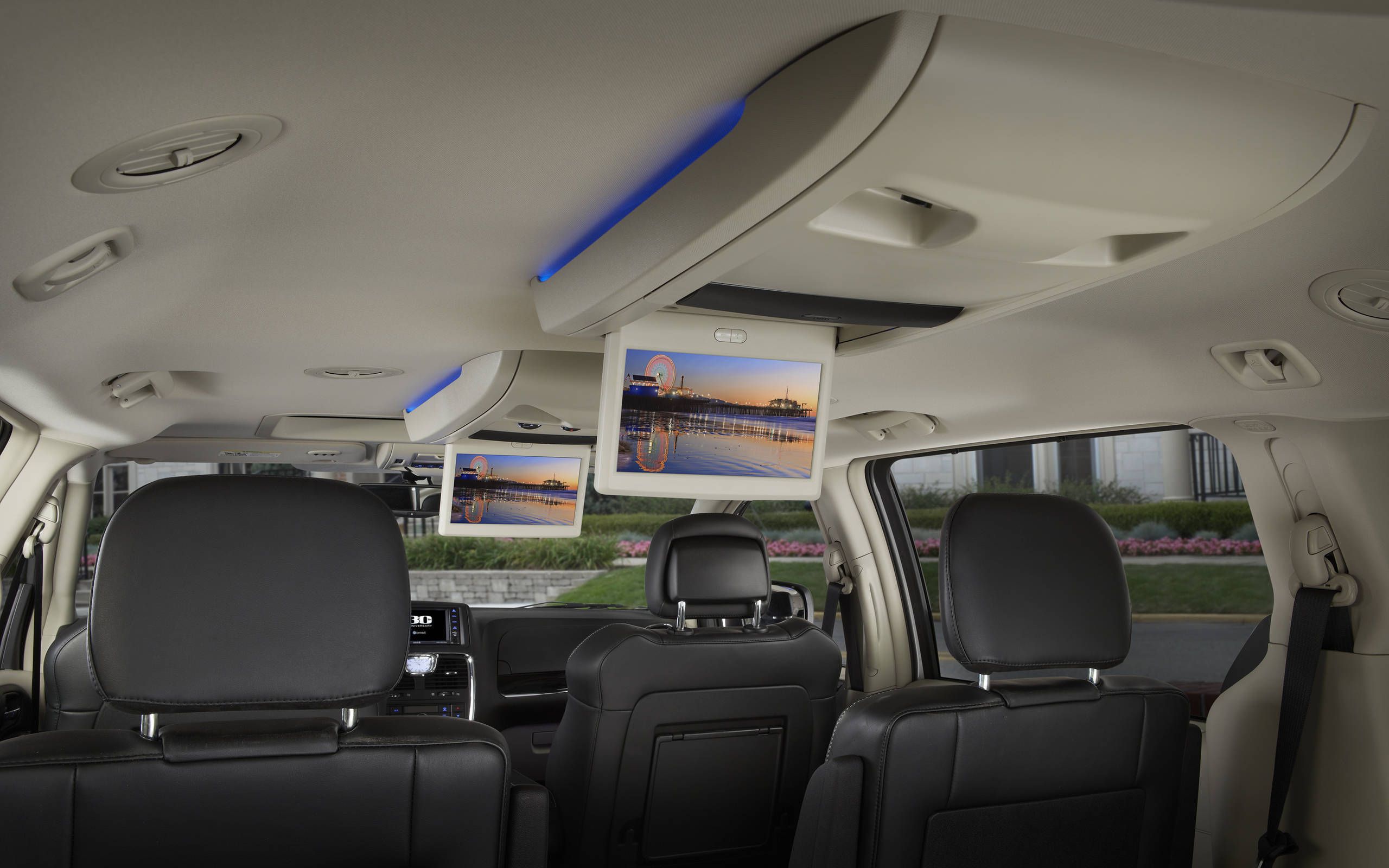 15 Chrysler Town Country S Review Notes Tried And True