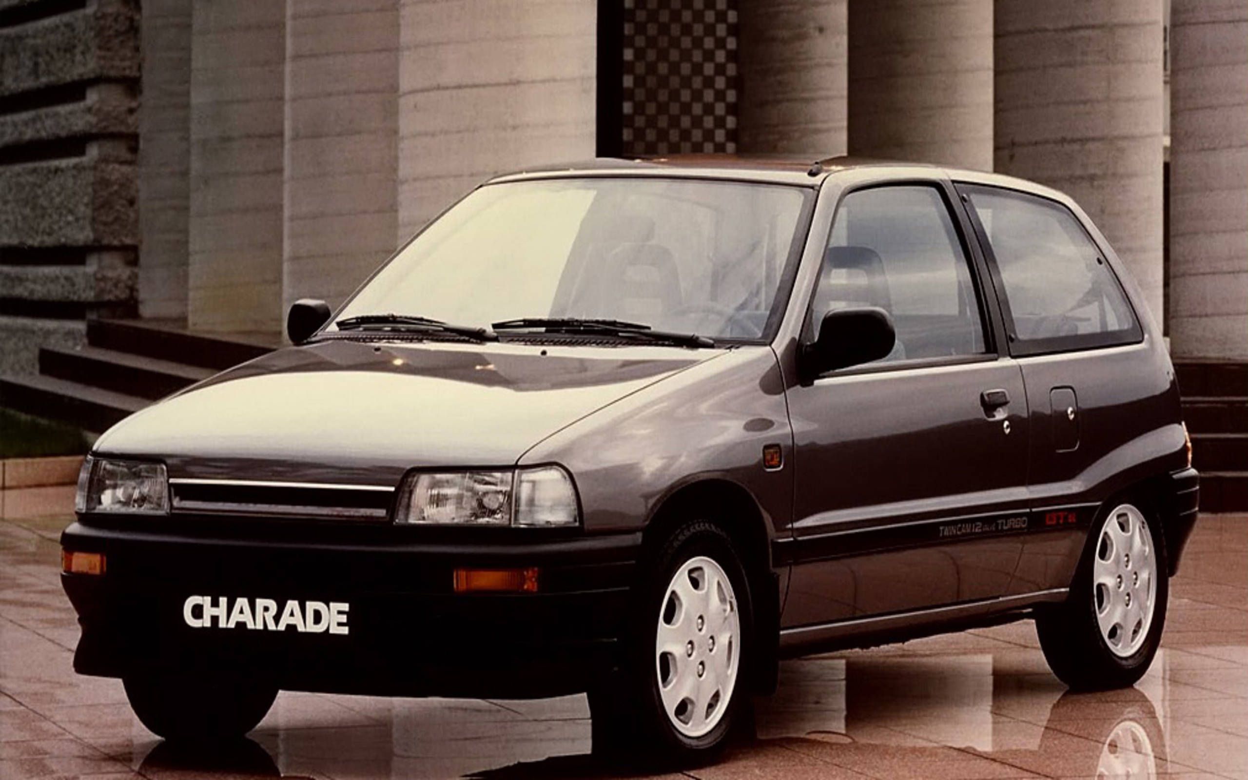 10 hatchbacks from the 1990s you just don t see anymore