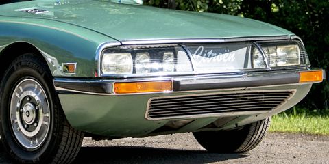 Headlights that swivel with the front wheels have been around even before the Citroen SM, but until recently automakers have been on the fence regarding this feature.
