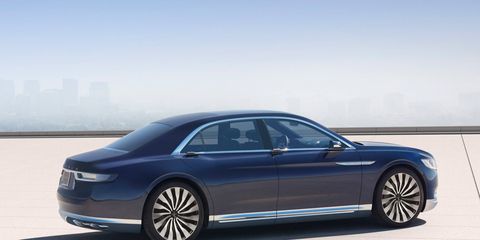 The Lincoln Continental concept, which previews a full-size sedan from the automaker set to enter production in 2016, debuted ahead of the 2015 New York auto show.