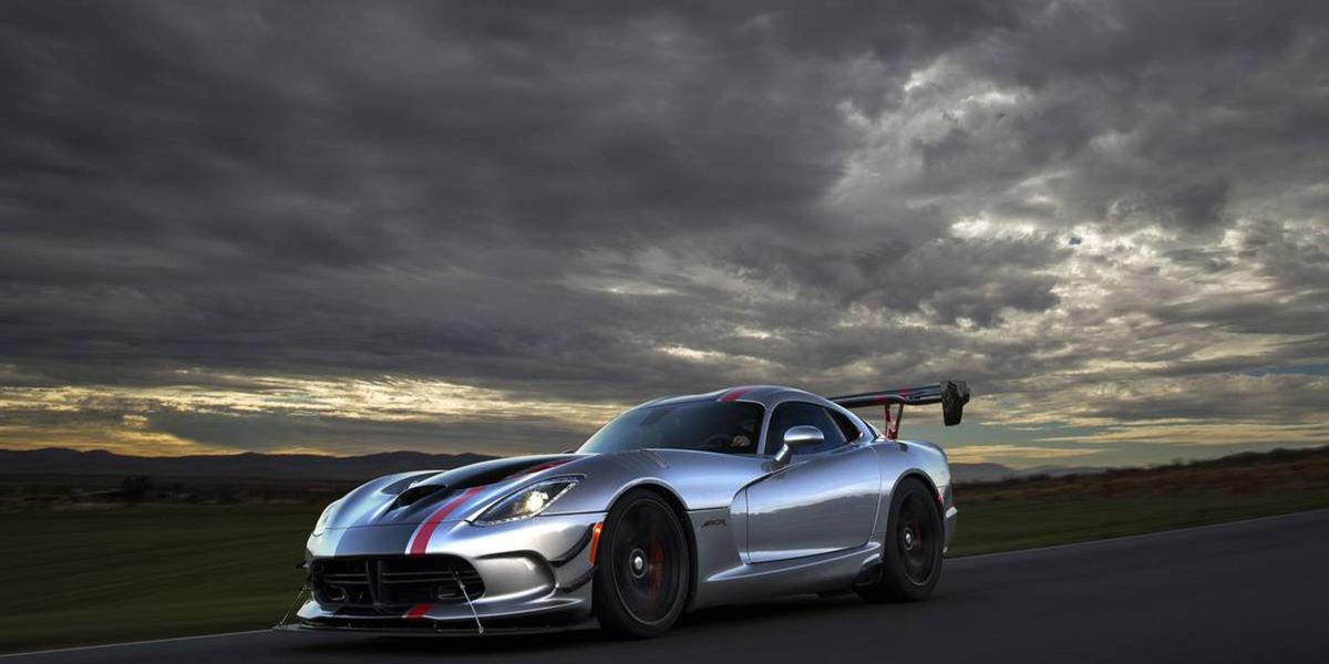 16 Dodge Viper Acr Pricing Announced Here S What It Will Cost