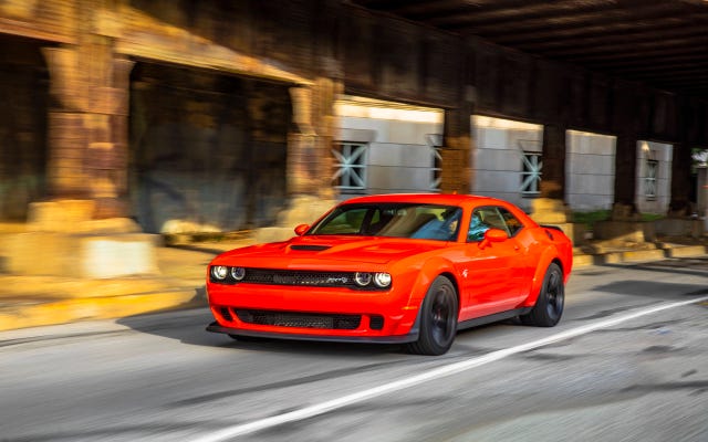 Gallery: 2018 Dodge Challenger SRT Hellcat Widebody Road