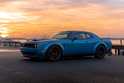 The 2019 Dodge Challenger SRT Hellcat Redeye Widebody packs a version of the supercharged 6.2-liter V8 found in the Demon. Here, it makes 797 hp -- and it makes that high output shockingly driveable.