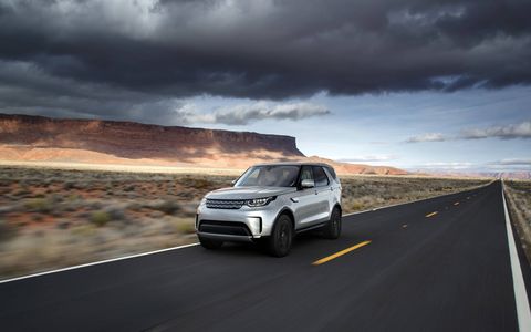 The 2017 Land Rover Discovery rides on the automaker’s aluminum Premium Lightweight Architecture, which also underpins the Range Rover and Range Rover Sport.