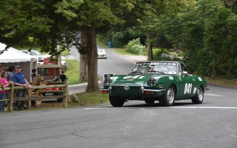 Then And Now The Put In Bay Road Races Reunion Brings Vintage Sports Cars To The Middle Of Lake Erie