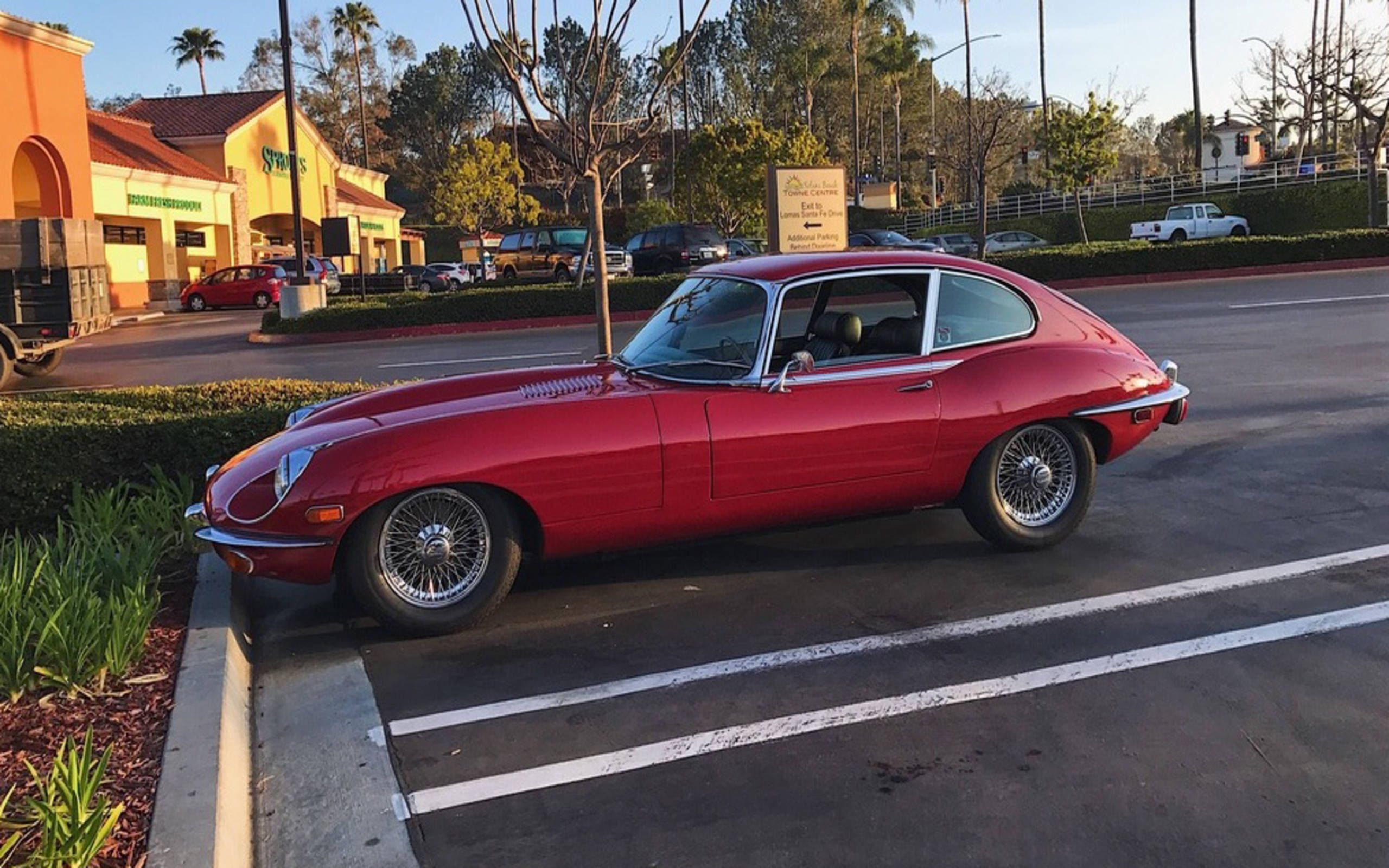 Jaguar Classic  E-type Series 1 Reborn 