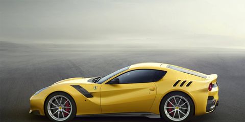 Ferrari F 12 TdF