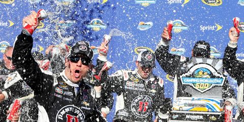 Kevin Harvick could not be stopped on Sunday in Phoenix.