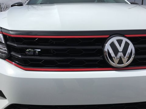 2018 VW Passat GT details and doors open