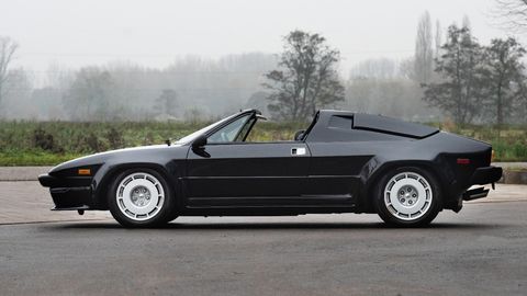 Just over 400 examples of the Jalpa were produced in the 1980s.