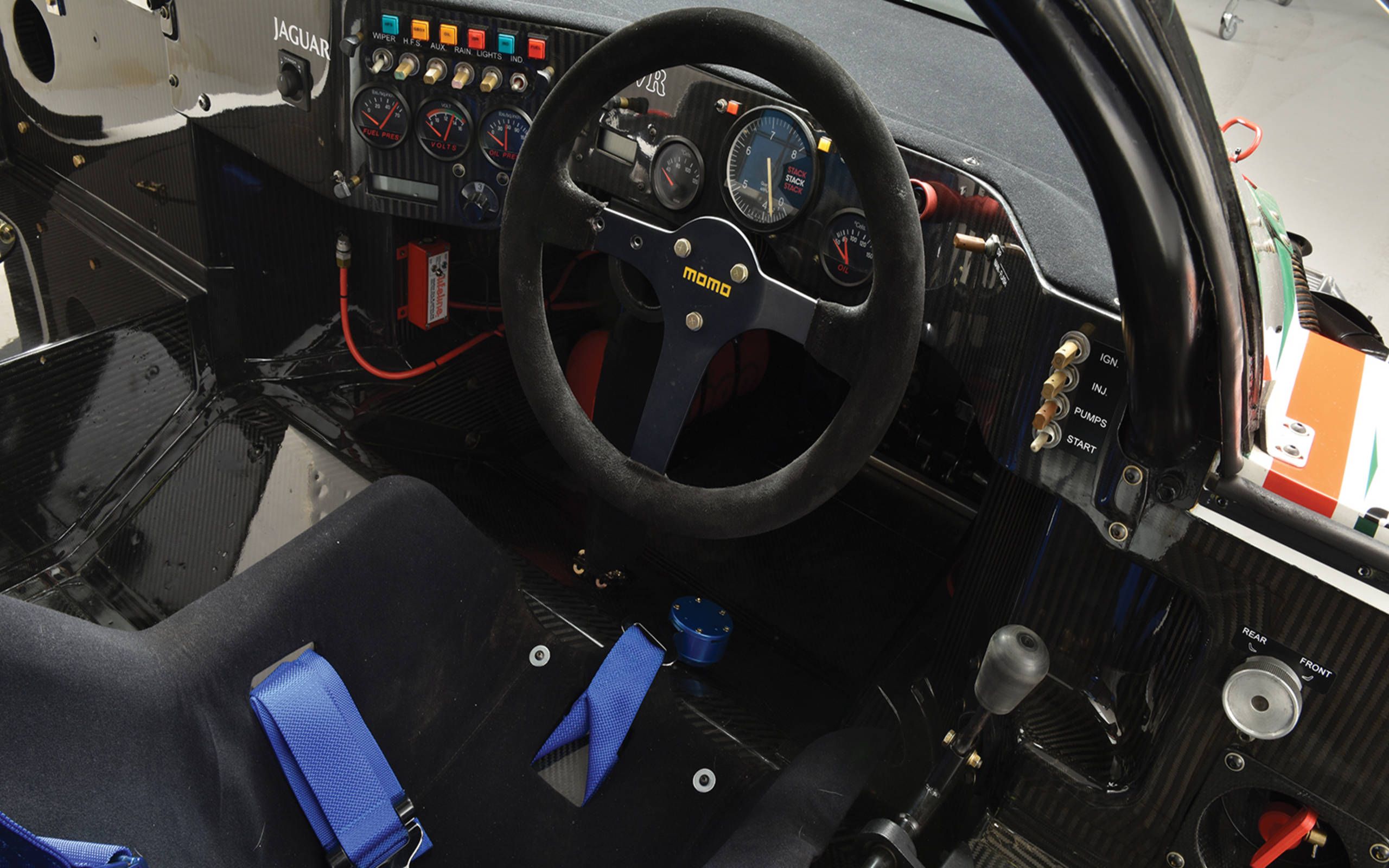 Jaguar XJR-9 that once conquered Daytona now up for auction Jaguar XJR-9 that once conquered Daytona now up for auction