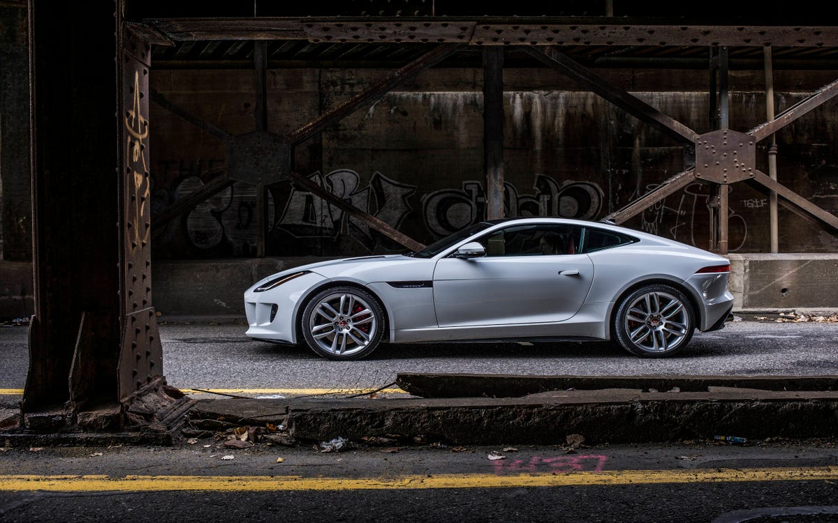 Gallery: 2015 Jaguar F-Type R Coupe