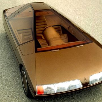 The Karin was a styling exercise that distantly previewed a number of wedge-shaped Citroens of later years, most notably the XM.