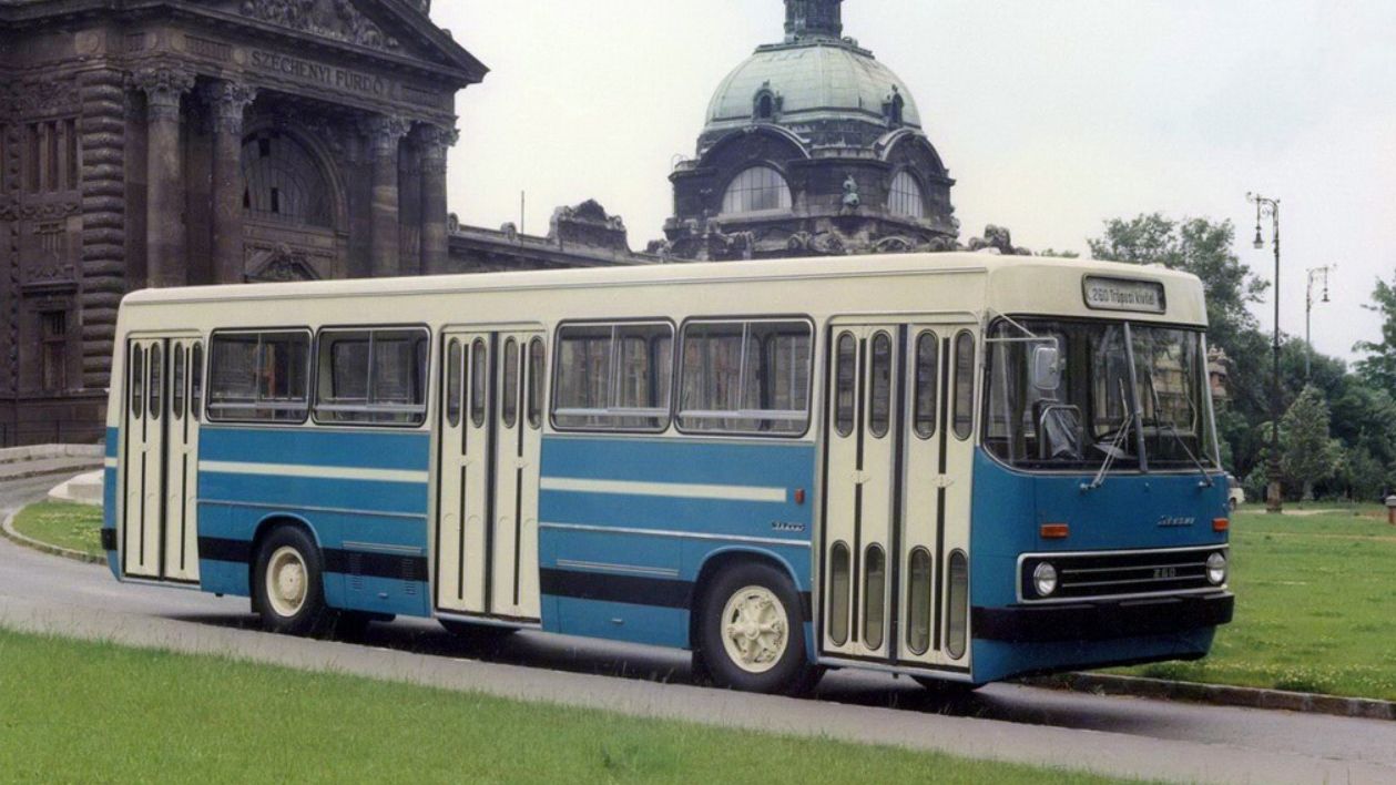 Gallery Ikarus buses