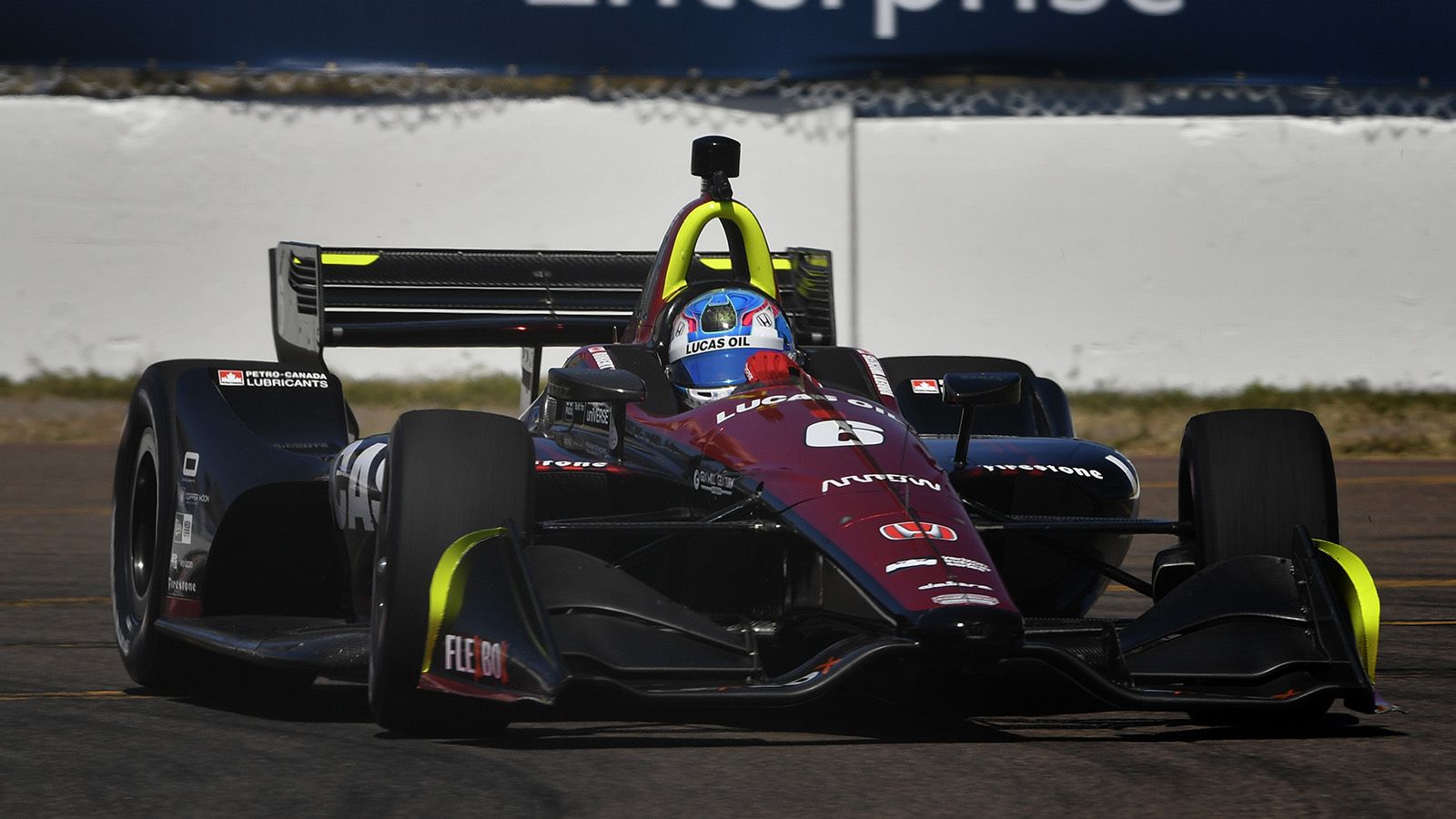 Rookie Robert Wickens Rockets To IndyCar Pole In St. Pete On Final Lap