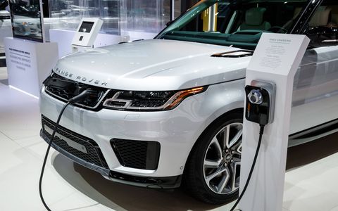 The 2019 Range Rover PHEV and Range Rover Sport PHEV will have a few unique offerings.