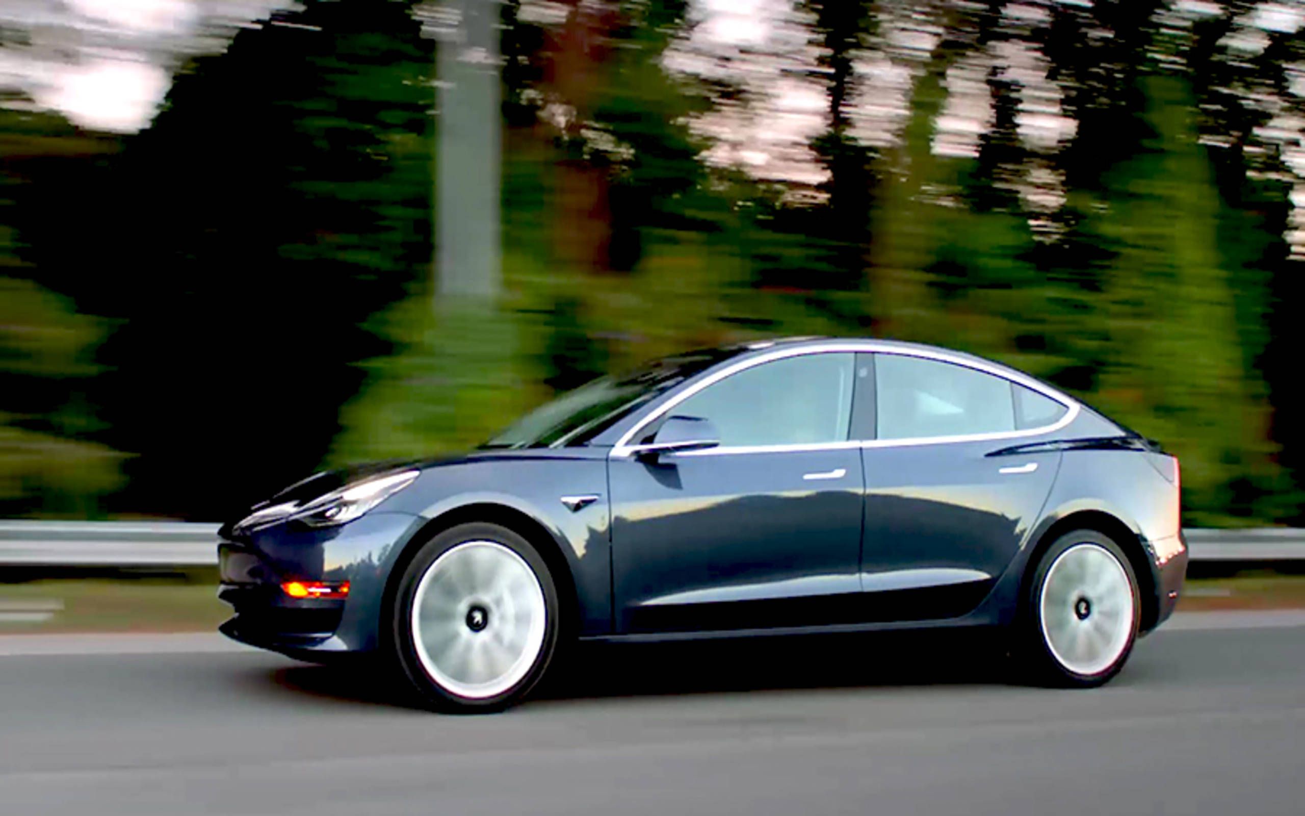 Tesla is burning through 8 000 a minute as Model 3 production
