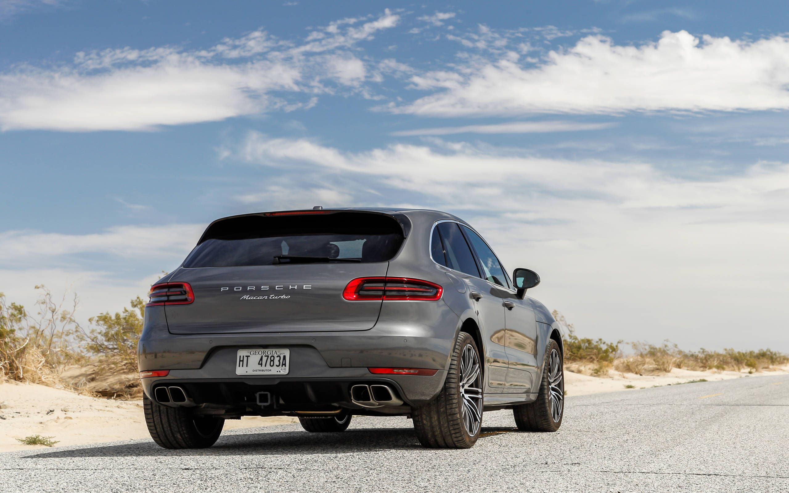 Gallery: 2017 Porsche Macan Turbo