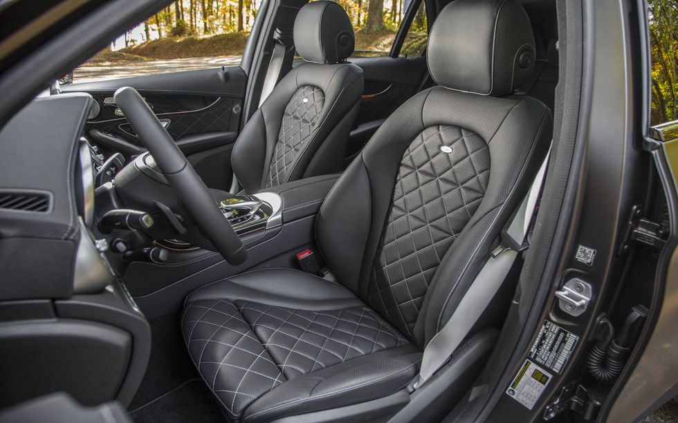 On the other hand, the optional designo interiors are kind of worth the money. They feature quilted leather inserts on the seats and door panels, and can be combined with heated rear seats -- matching the standard front heated seats.