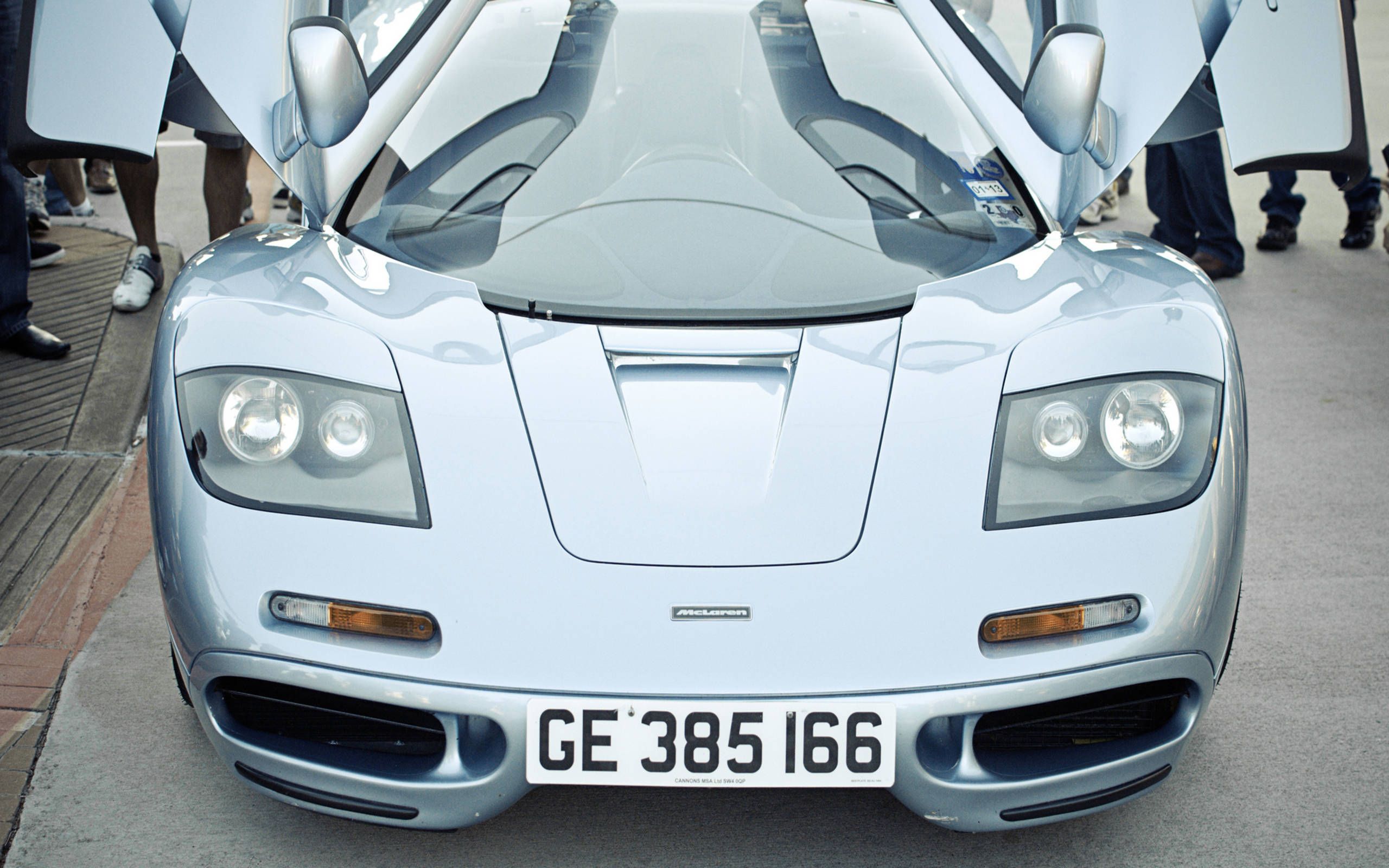 McLaren F1 hits Craigslist for a cool 8 million