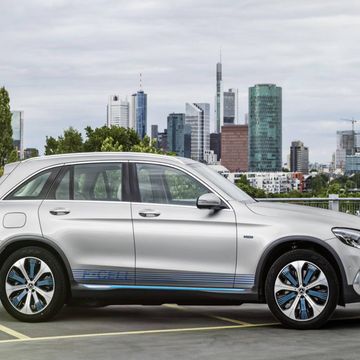 Mercedes-Benz debuted the GLC F-Cell at the Frankfurt motor show, combining a hydrogen fuel cell with a traditional lithium-ion battery for this hybrid.