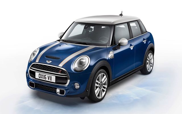 The Mini Seven pack will be offered for two-door and four-door Mini Cooper hardtops.
