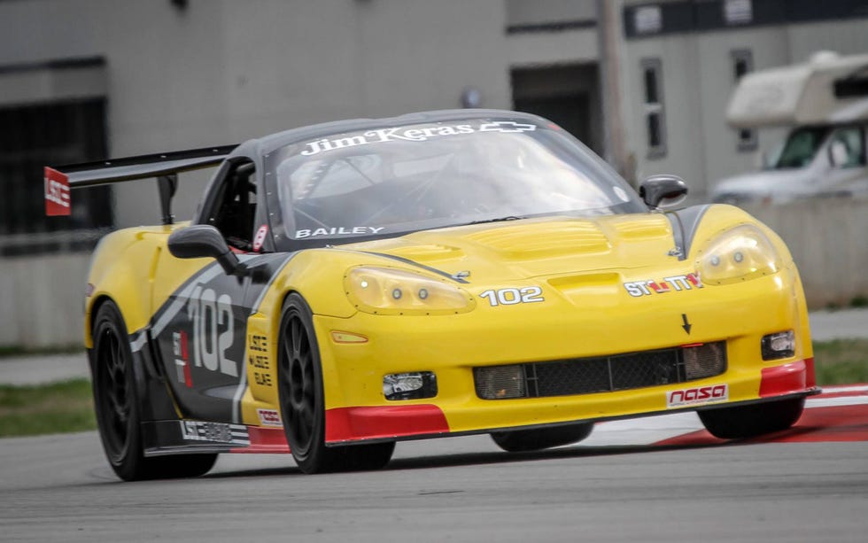 Tire, Wheel, Automotive design, Yellow, Vehicle, Performance car, Car, Sports car racing, Hood, Sports car, Tire, Wheel, Automotive design, Yellow, Vehicle, Performance car, Car, Sports car racing, Hood, Sports car,
