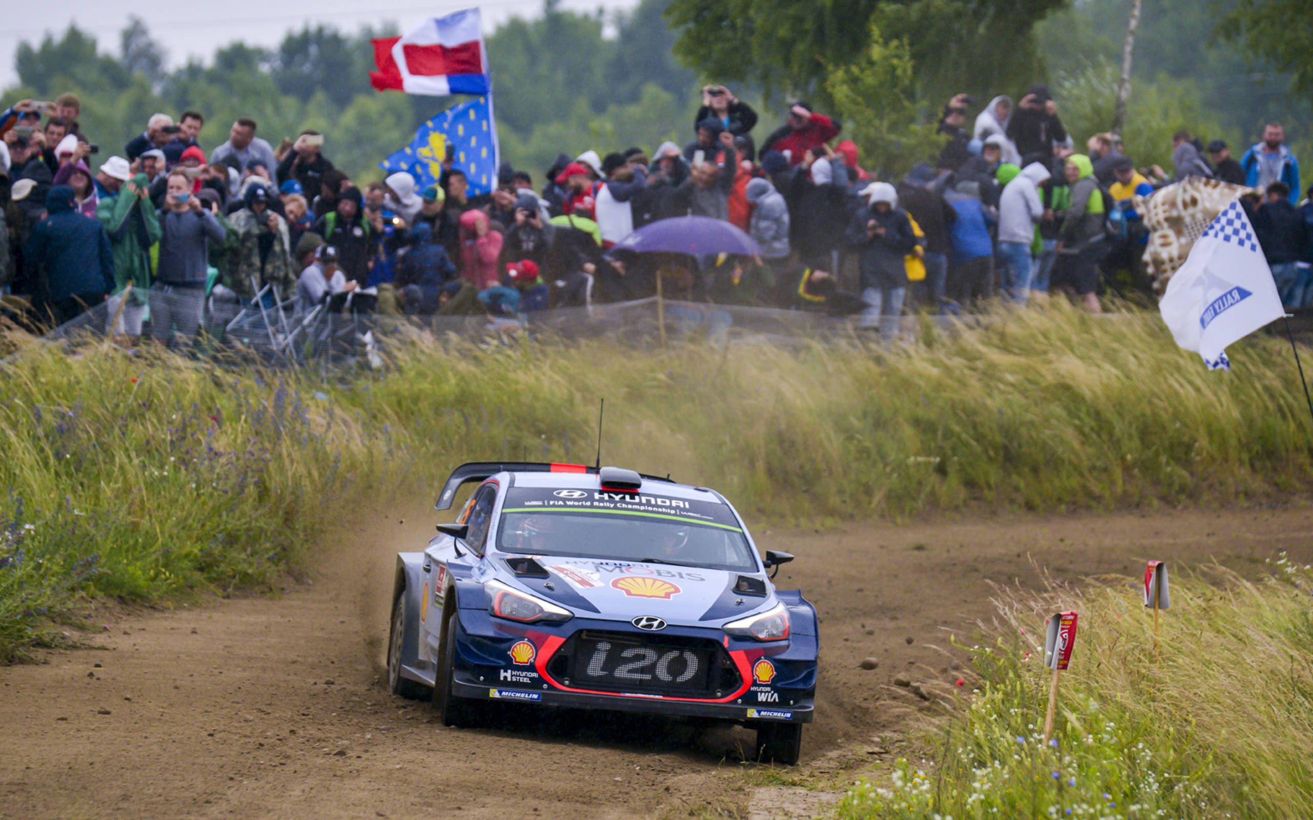 Thierry Neuville wins WRC Rally Poland