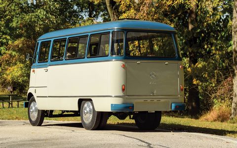 This 1959 Mercedes-Benz O 319 has been updated to be a little more road trip-friendly.