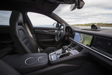The 2018 Porsche Panamera Turbo Sport Turismo is available in 12 interior colors.