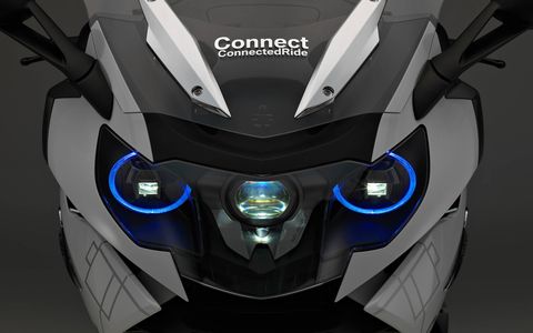 BMW brings new motorcycle tech to the Consumer Electronics Show.