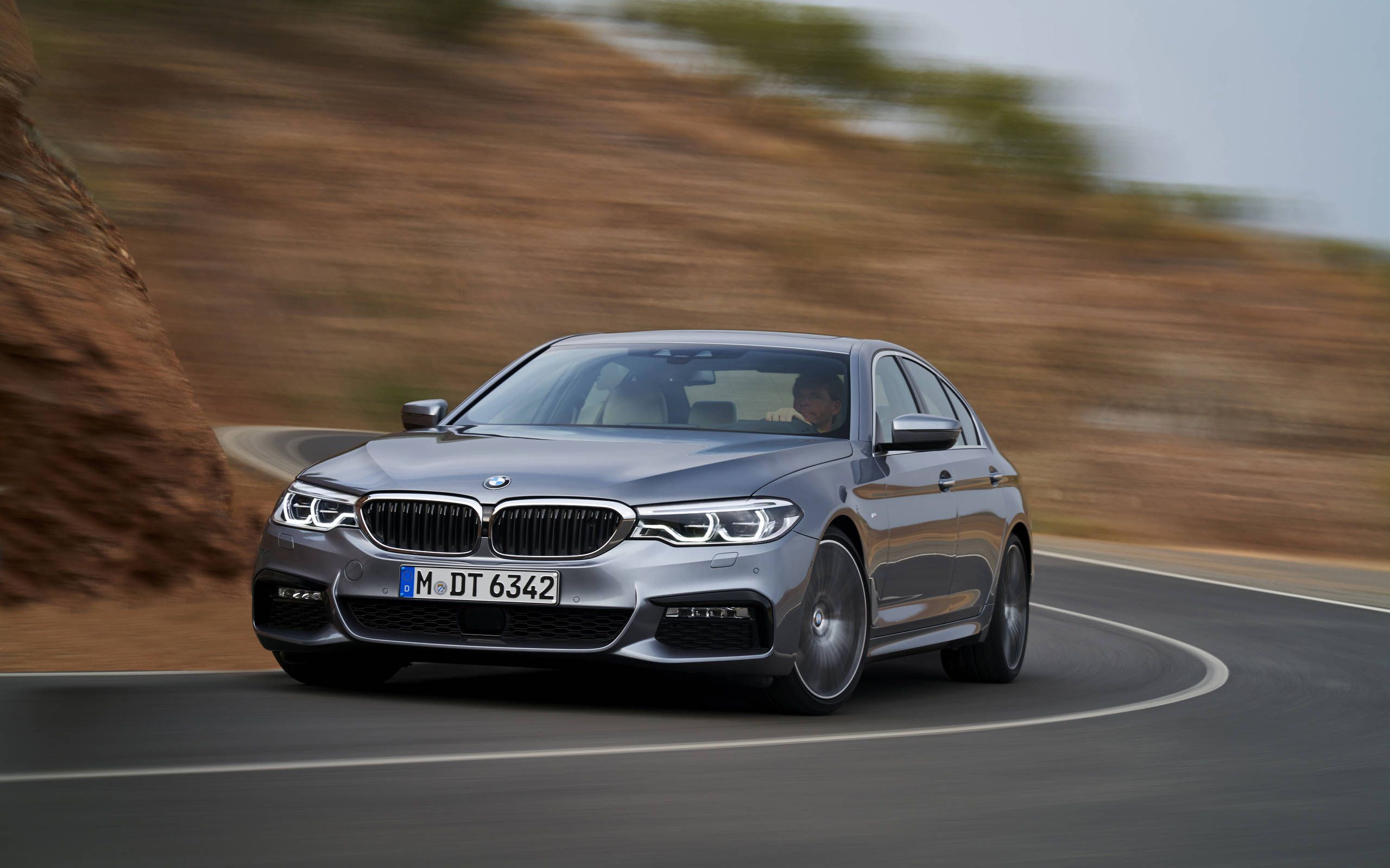 Uitbreiding Rechtsaf schilder 2017 BMW 540i review: More luxury than sport sedan