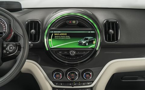 The 2018 Mini Cooper S E Countryman All4 has three operating modes available for selection via eDrive toggle switch