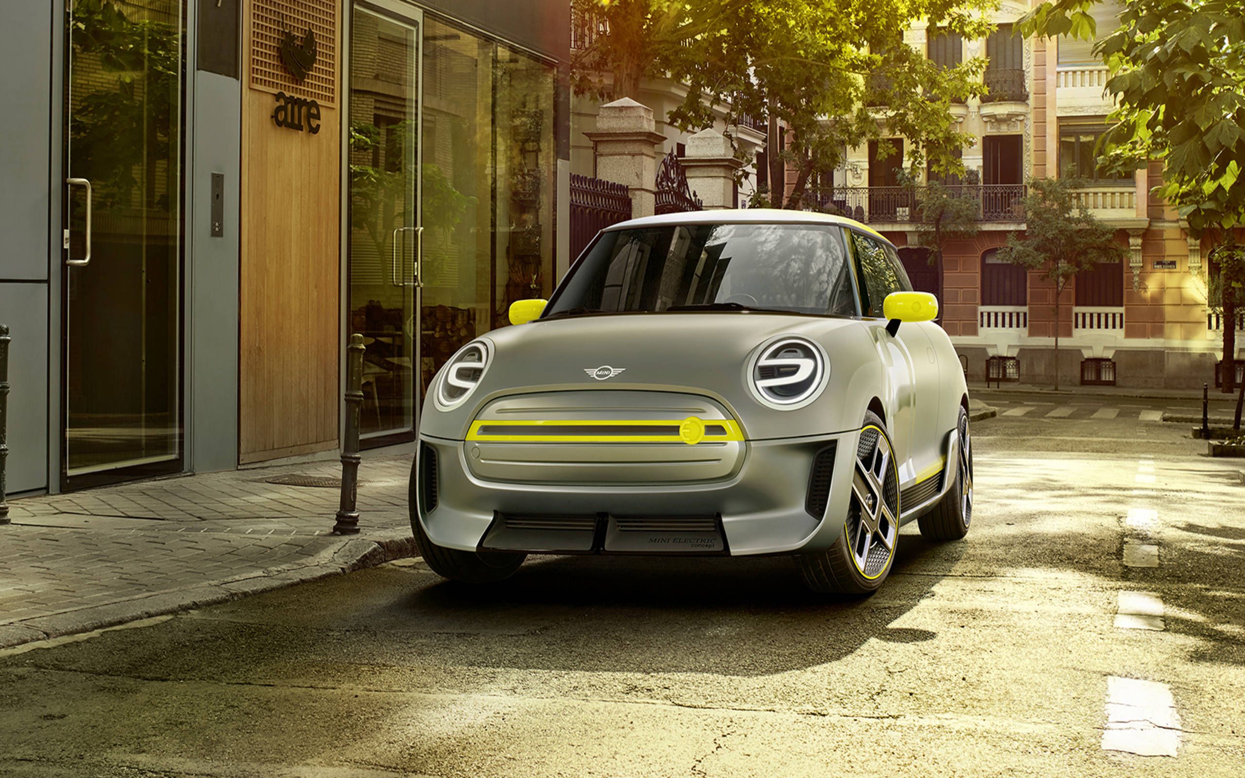 This MINI electric concept depicts natural progression of the