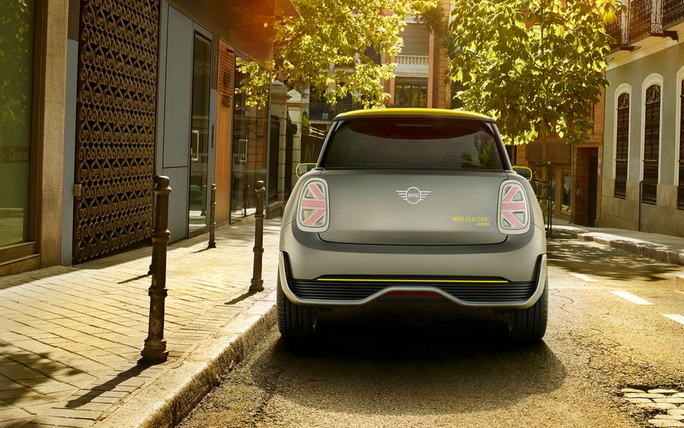 This MINI electric concept depicts natural progression of the