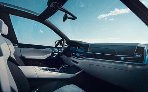 The X7's interior is "reduced to the essentials" according to BMW, except for the huge 12.3-inch screen behind the wheel and central infotainment screen next to it.