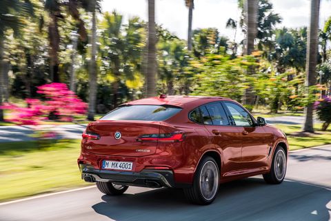 The 2019 BMW X4 comes with either a 2.0-liter turbocharged four or a turbocharged I6.