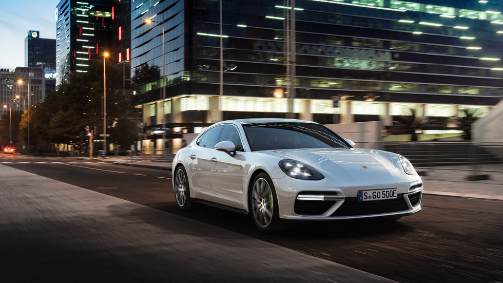 2023 Porsche Panamera - News, reviews, picture galleries and videos - The  Car Guide