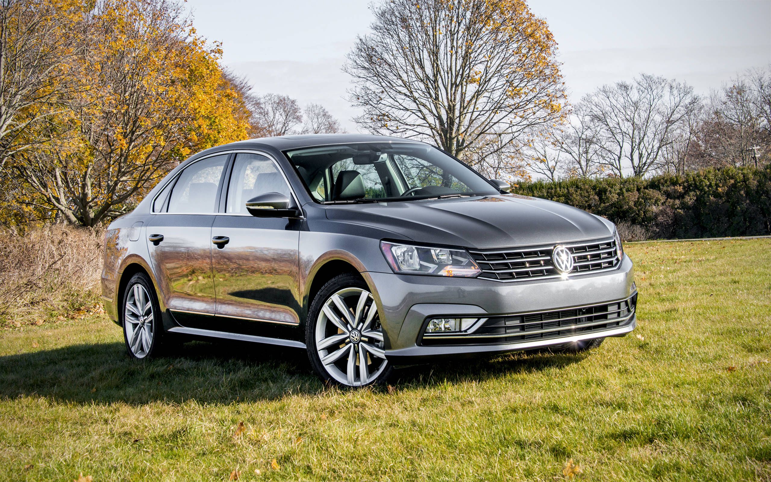 Volkswagen Passat 1.8T review: Team Germany's bread-and-butter