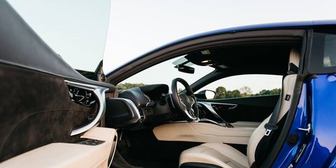 The interior of the 2017 Acura NSX