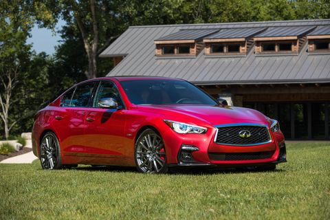The 2018 Infiniti Q50 Red Sport comes with a twin-turbocharged V6 delivering 400 hp and 350 lb-ft of torque.